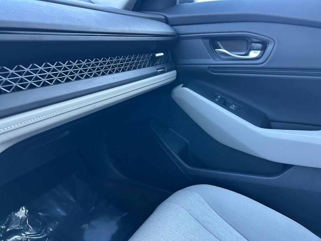 Certified 2024 Honda Accord EX image 19