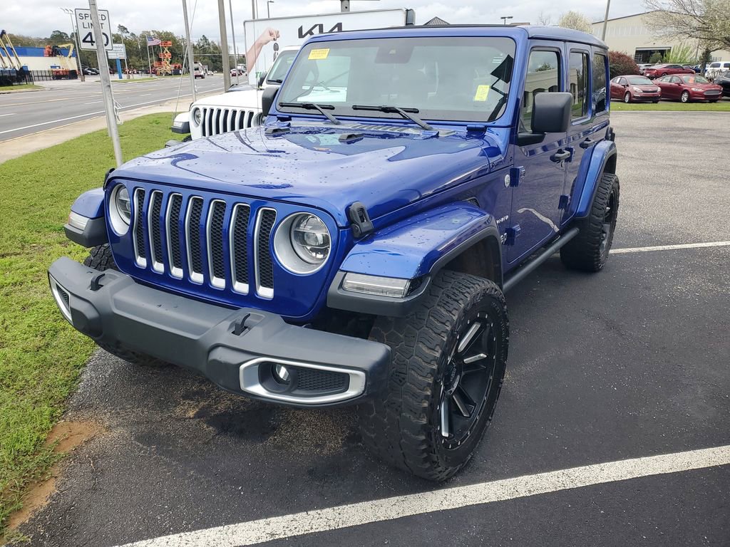 Used 2019 Jeep Wrangler Unlimited Sahara image 2