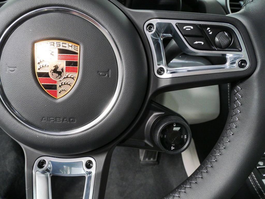 Certified 2025 Porsche 718 Cayman GTS RWD image 11
