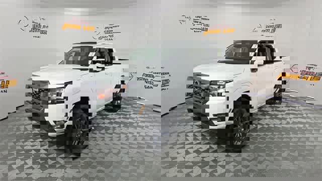 New 2025 Nissan Frontier SV w/ SV Convenience Package image 1