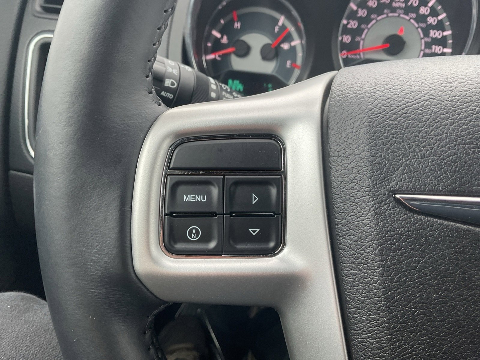 Used 2013 Chrysler 200 Touring image 23