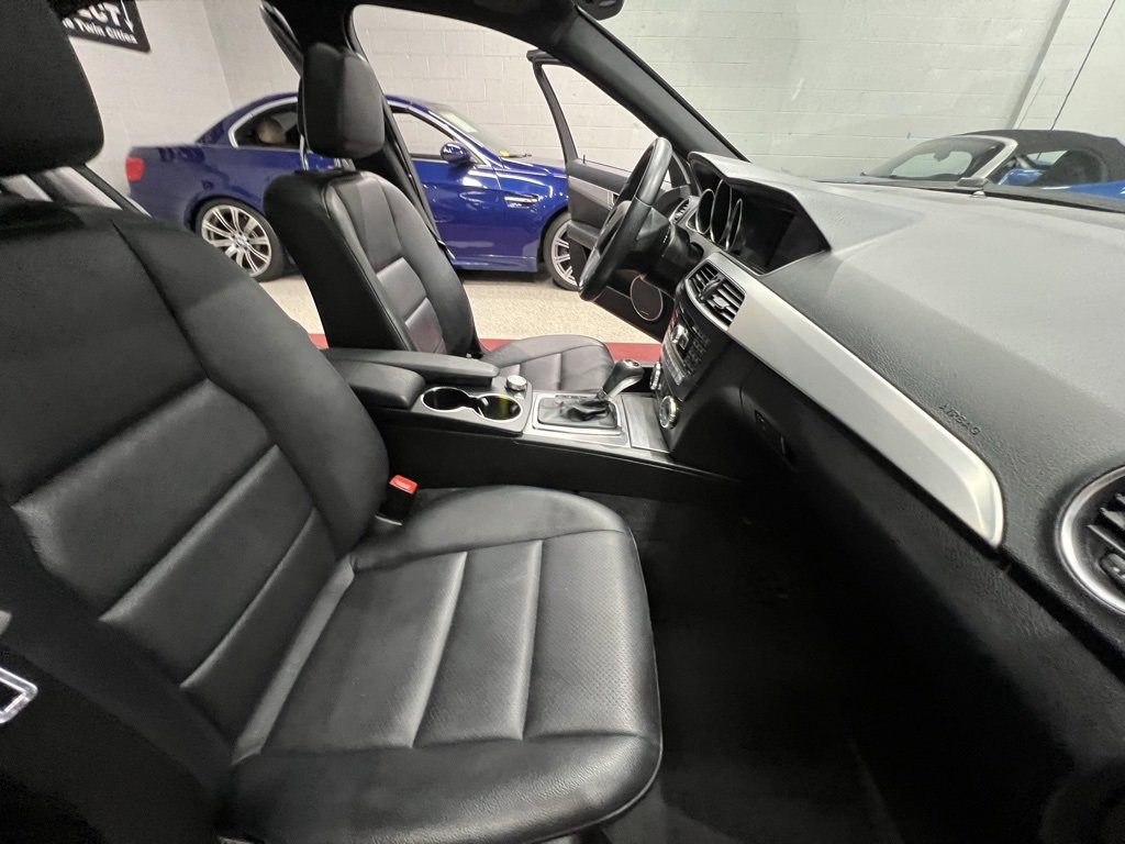 Used 2014 Mercedes-Benz C 300 4MATIC Sedan image 30