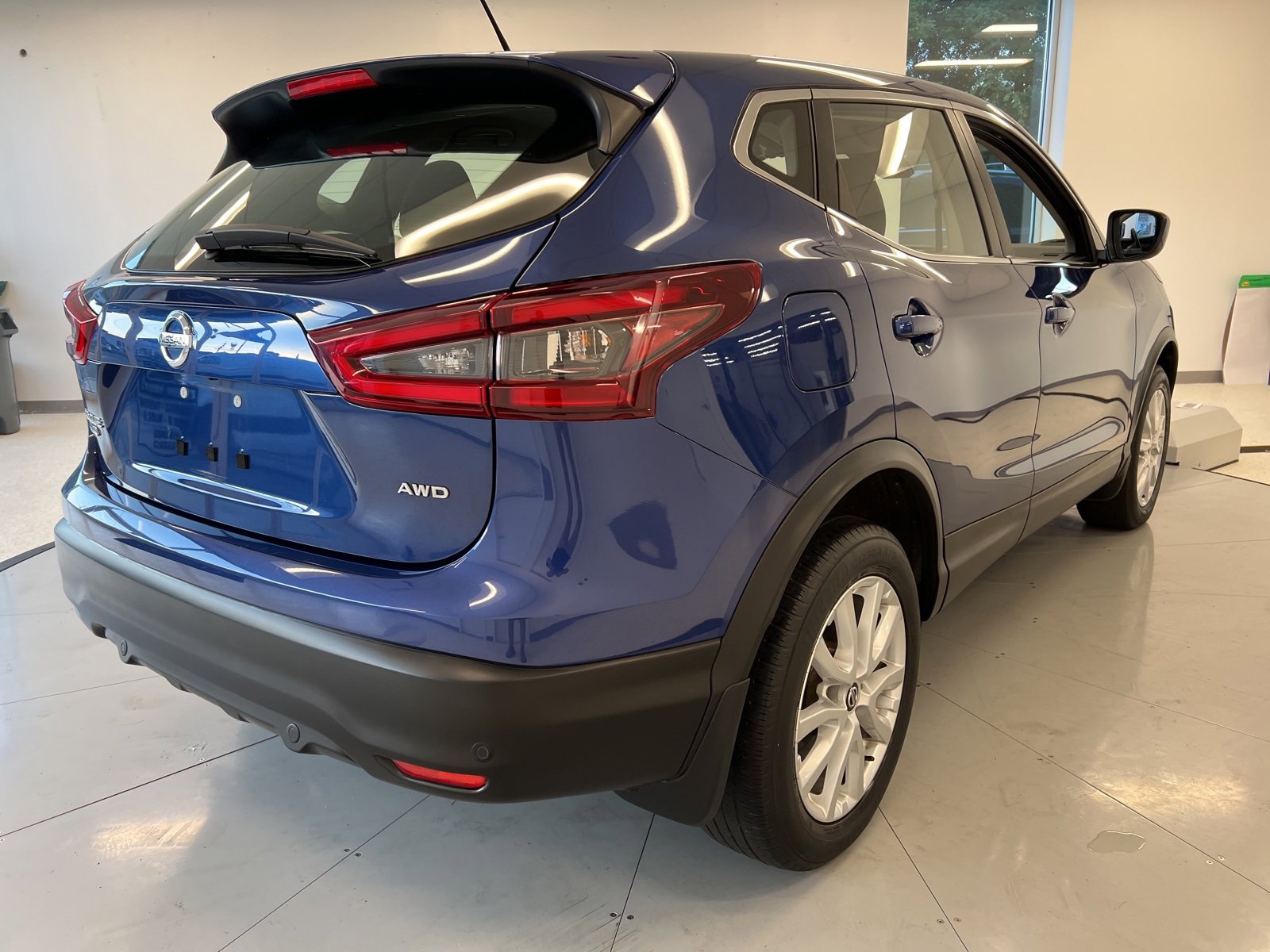 Used 2022 Nissan Rogue Sport S image 51