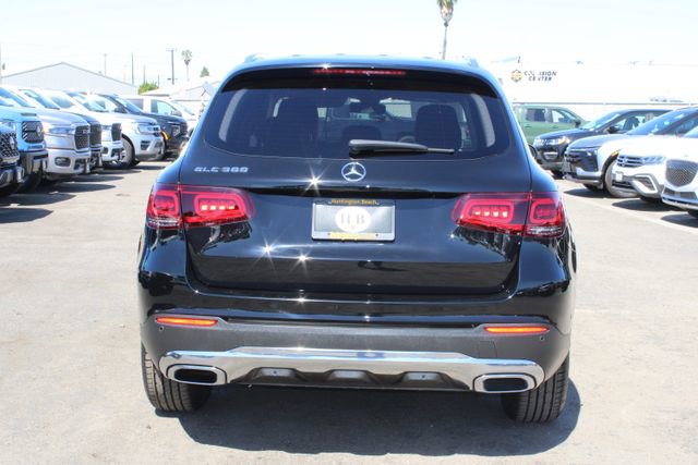 Used 2021 Mercedes-Benz GLC 300 image 4