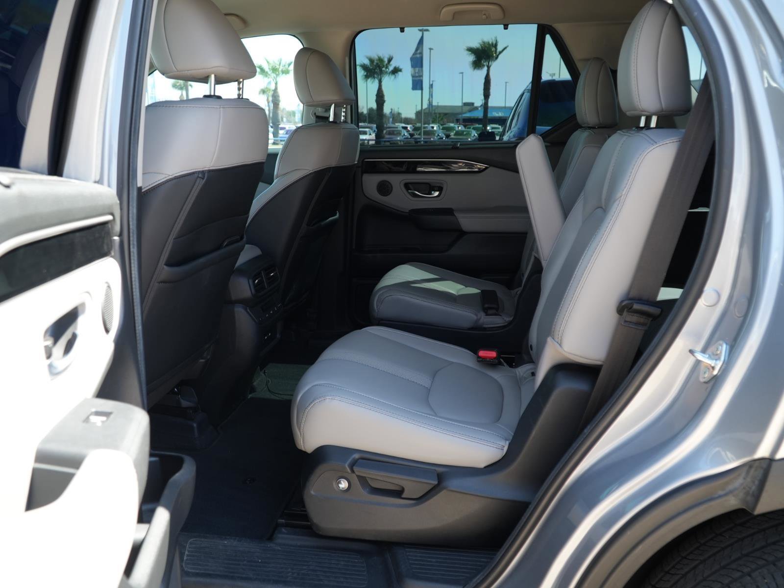 Used 2024 Honda Pilot EX-L image 18