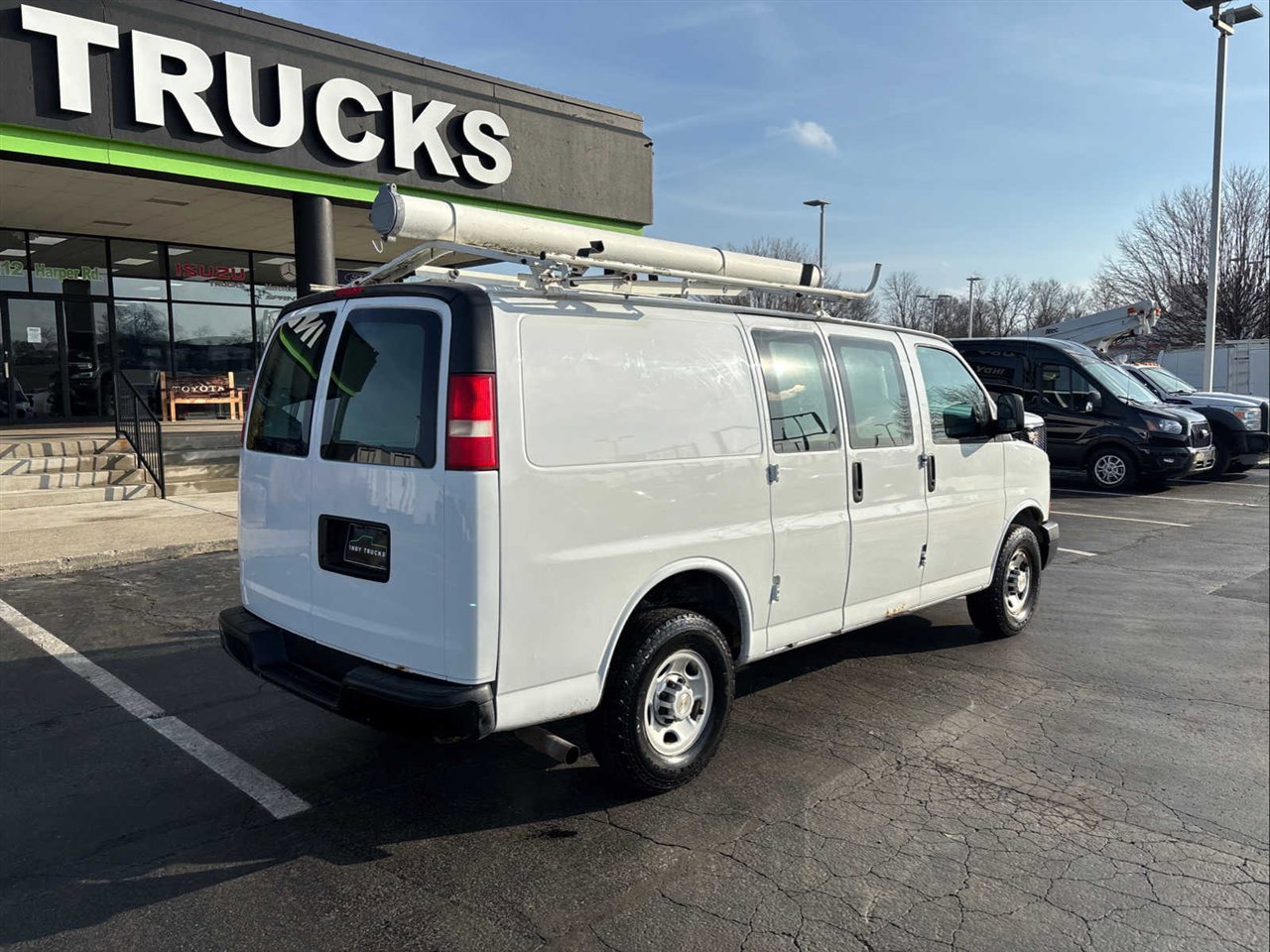 Used 2012 Chevrolet Express 2500 image 7