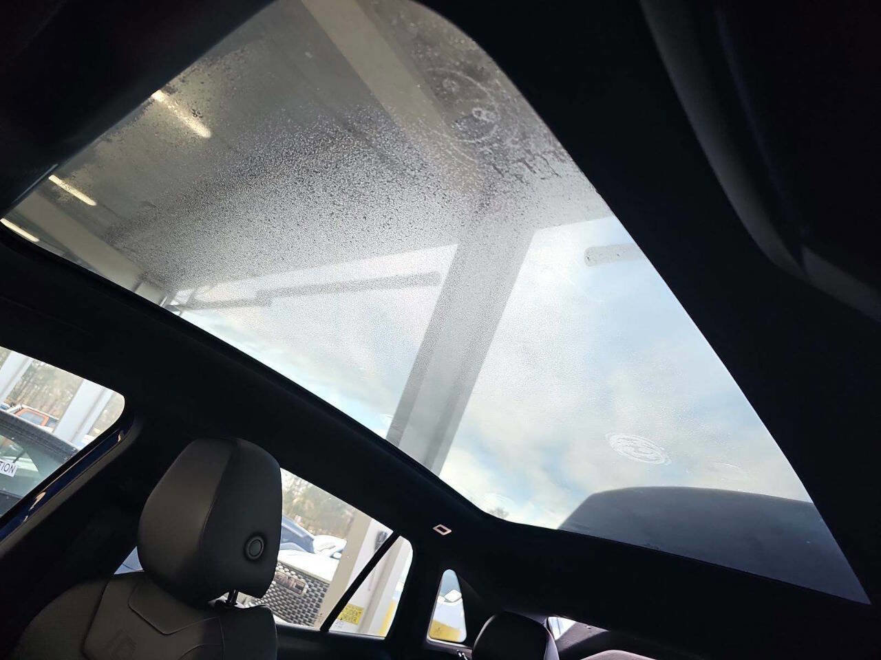 Used 2022 Volkswagen ID.4 Pro S w/ Gradient Package image 15