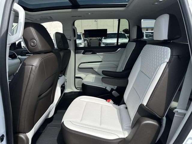 Certified 2025 GMC Acadia Denali w/ Super Cruise Package AWD/4WD image 23
