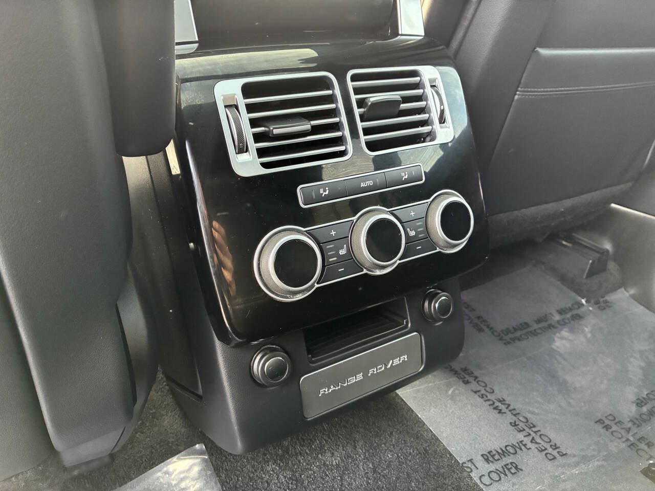 Used 2017 Land Rover Range Rover Supercharged AWD/4WD image 27