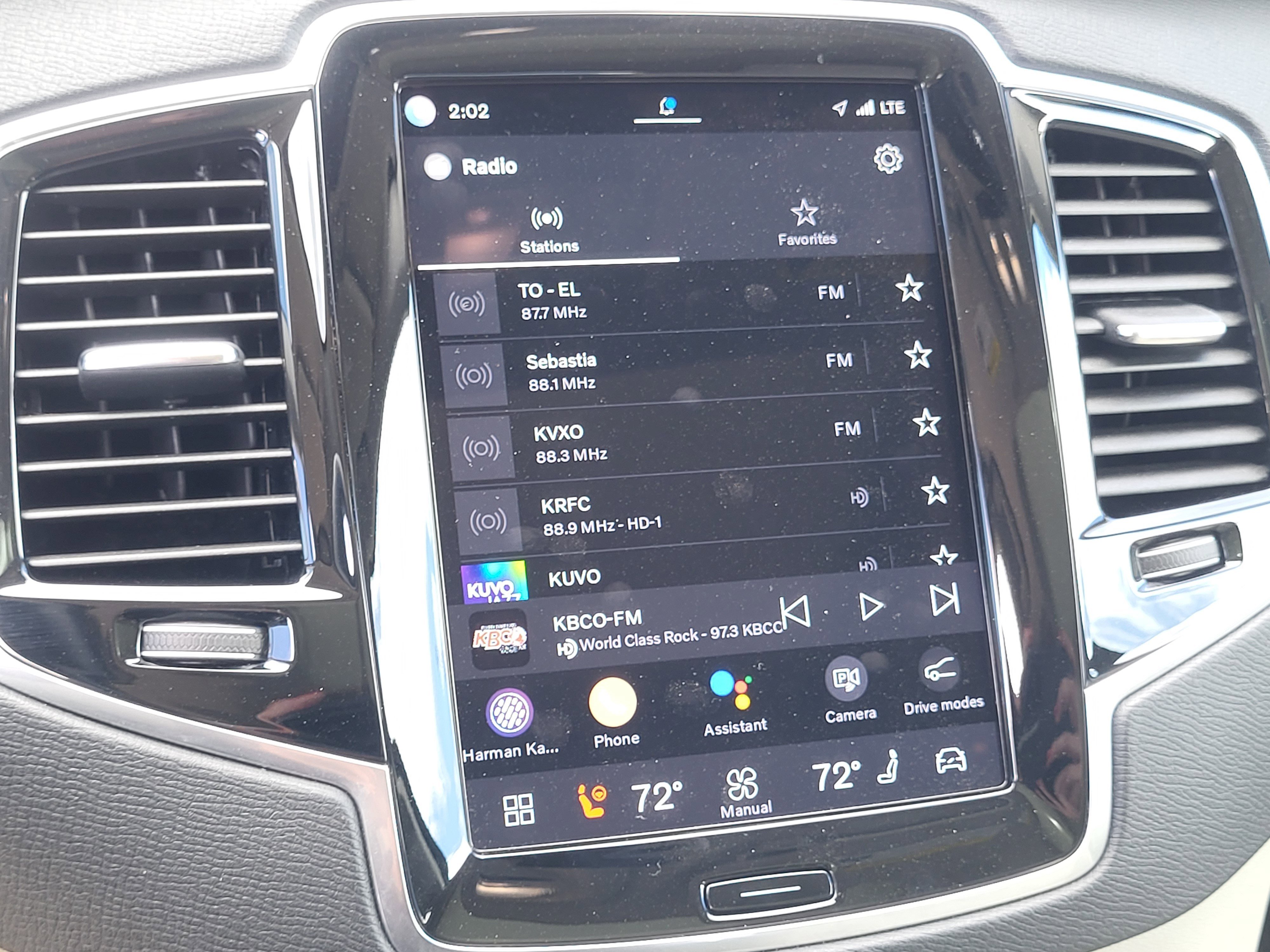 Certified 2024 Volvo XC90 T8 Plus w/ Protection Package Premier image 17