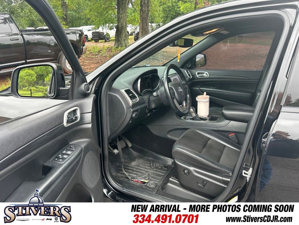 Used 2020 Jeep Grand Cherokee Altitude AWD/4WD image 11