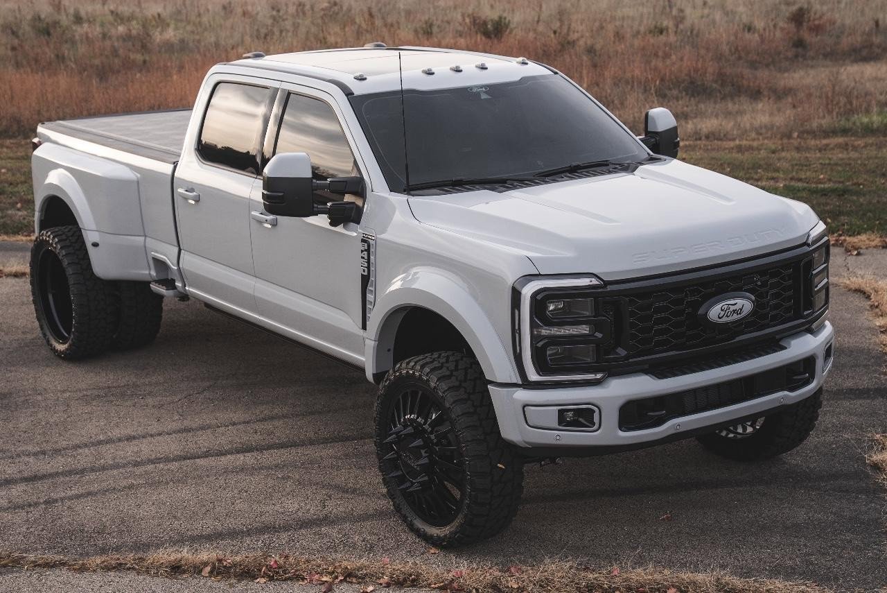 New 2026 Ford F450 Platinum w/ Platinum Plus Package image 6