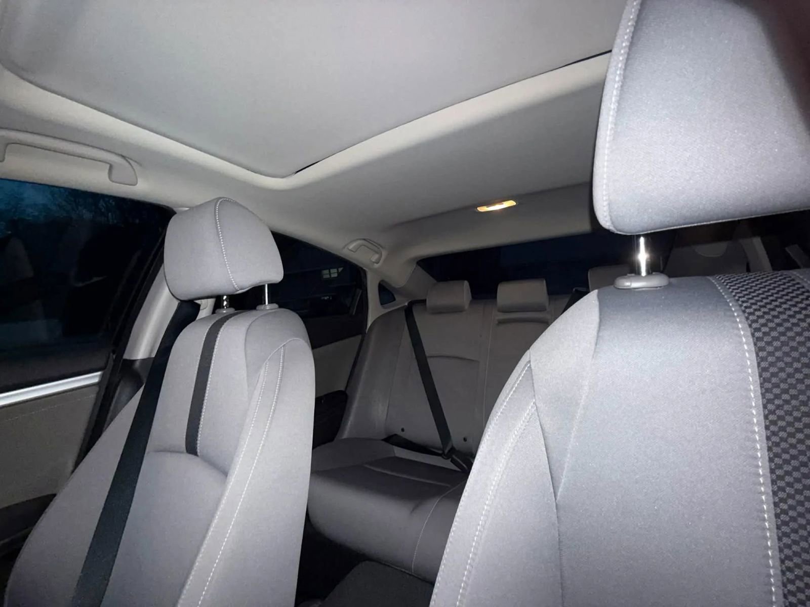 Used 2019 Honda Civic EX image 17