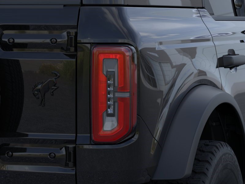 New 2026 Ford Bronco Outer Banks w/ Black Appearance Package AWD/4WD image 23