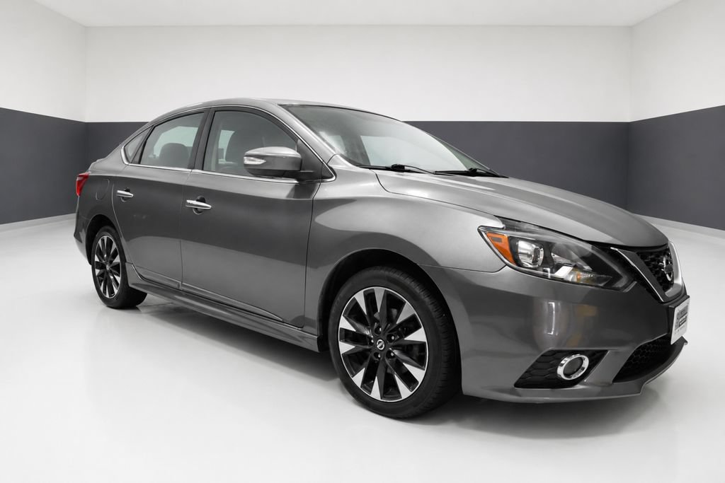 Used 2017 Nissan Sentra SR w/ SR Premium Technology Package FWD image 7