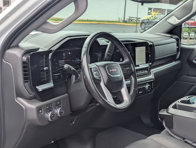 Used 2022 GMC Sierra 1500 Elevation w/ X31 Off-Road Package AWD/4WD image 14