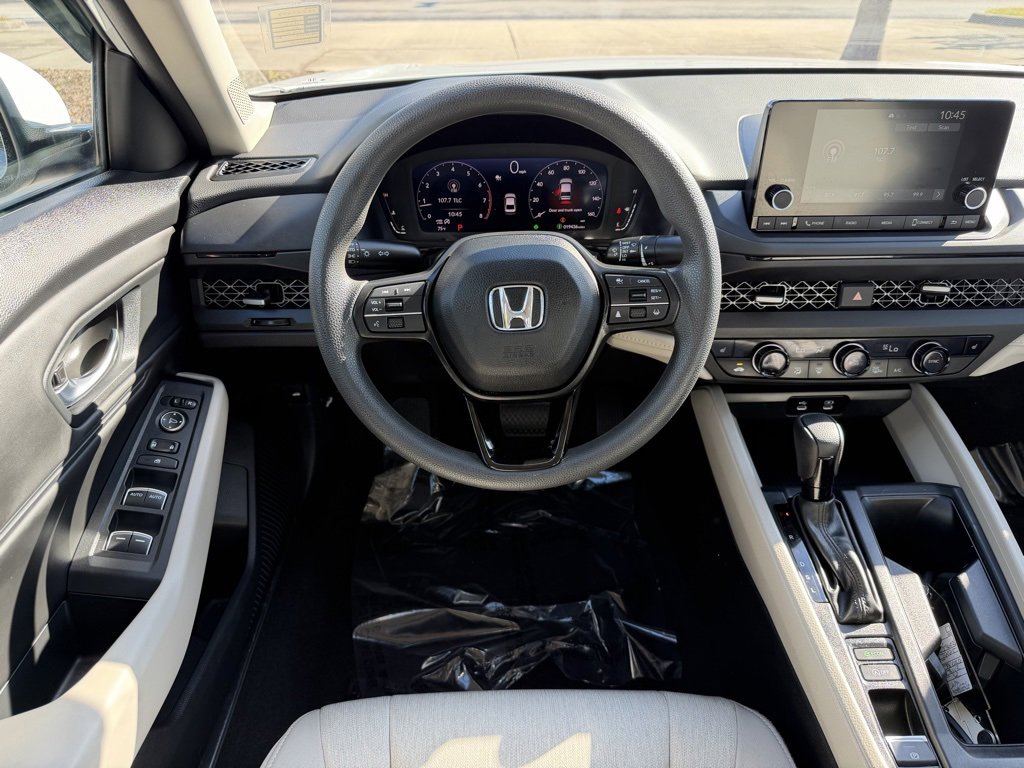 Used 2023 Honda Accord EX image 2