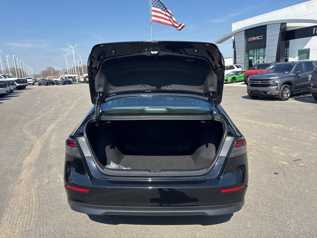 Used 2025 Honda Accord Sport image 28