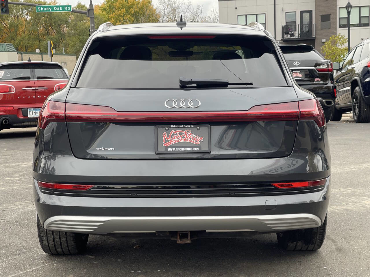 Used 2019 Audi e-tron Prestige w/ Prestige Package image 5