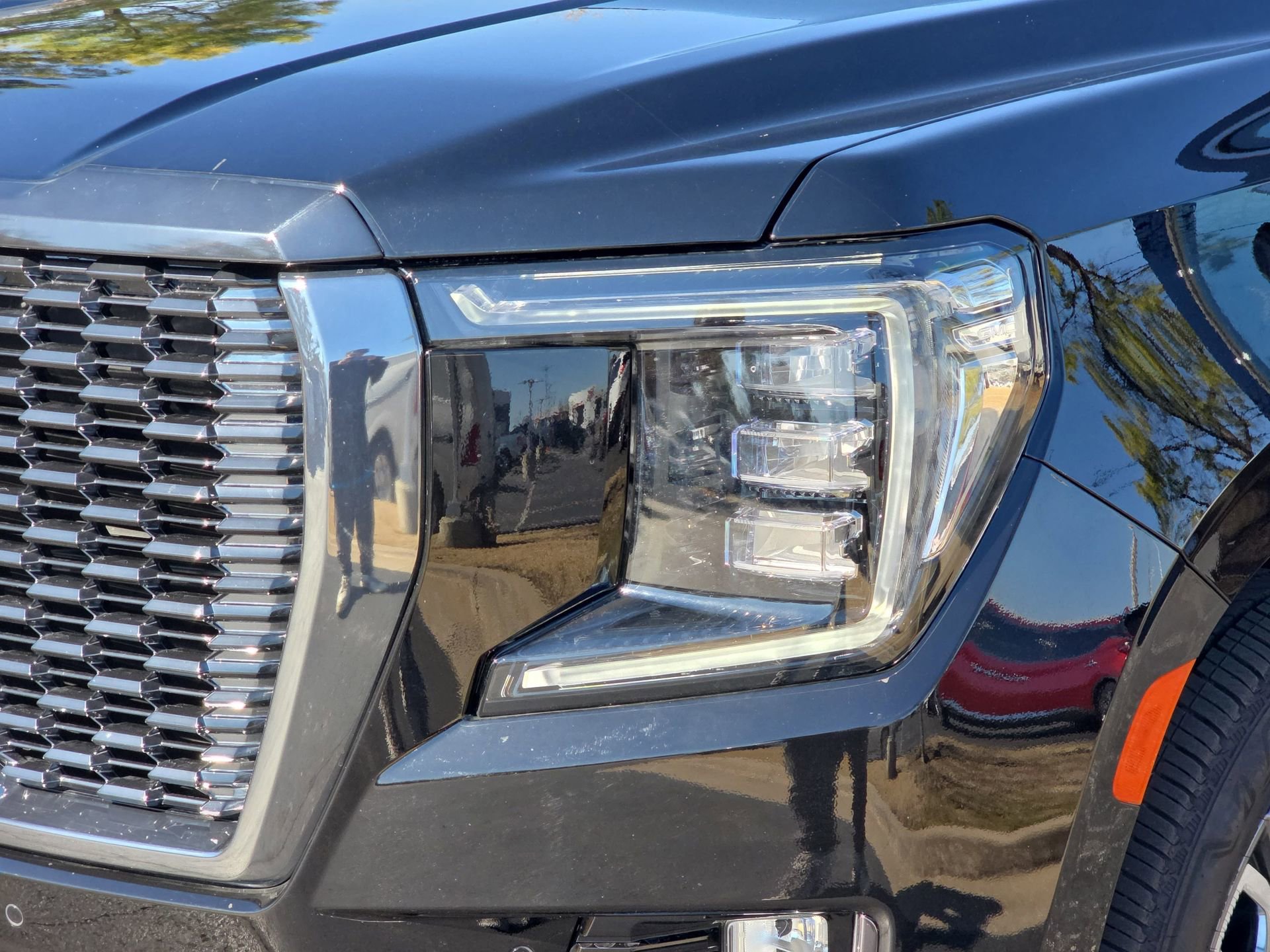 Used 2024 GMC Yukon Denali Ultimate image 30