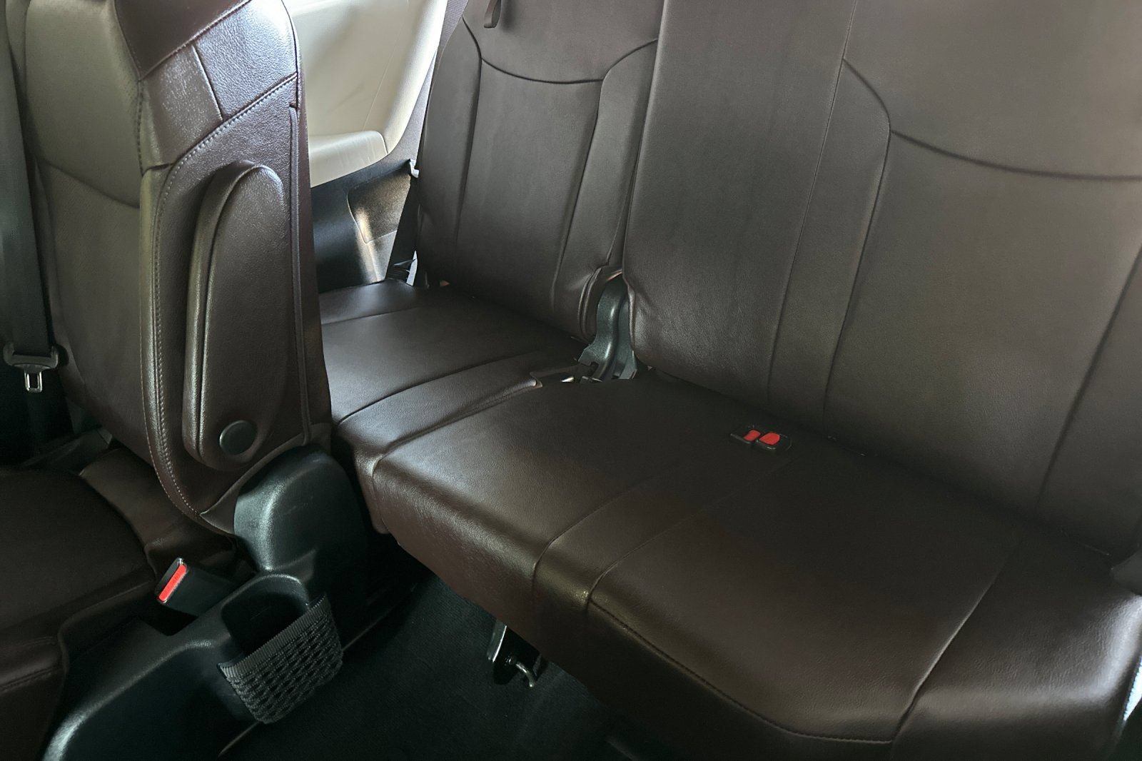 Certified 2022 Toyota Sienna Platinum FWD image 16
