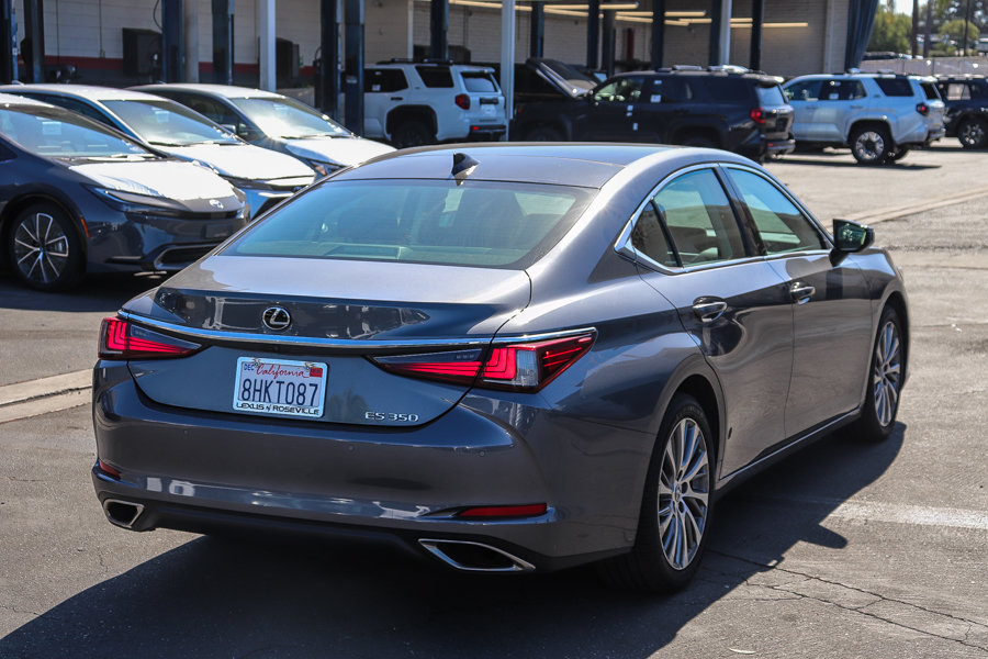 Used 2019 Lexus ES 350 w/ Premium Package FWD image 9