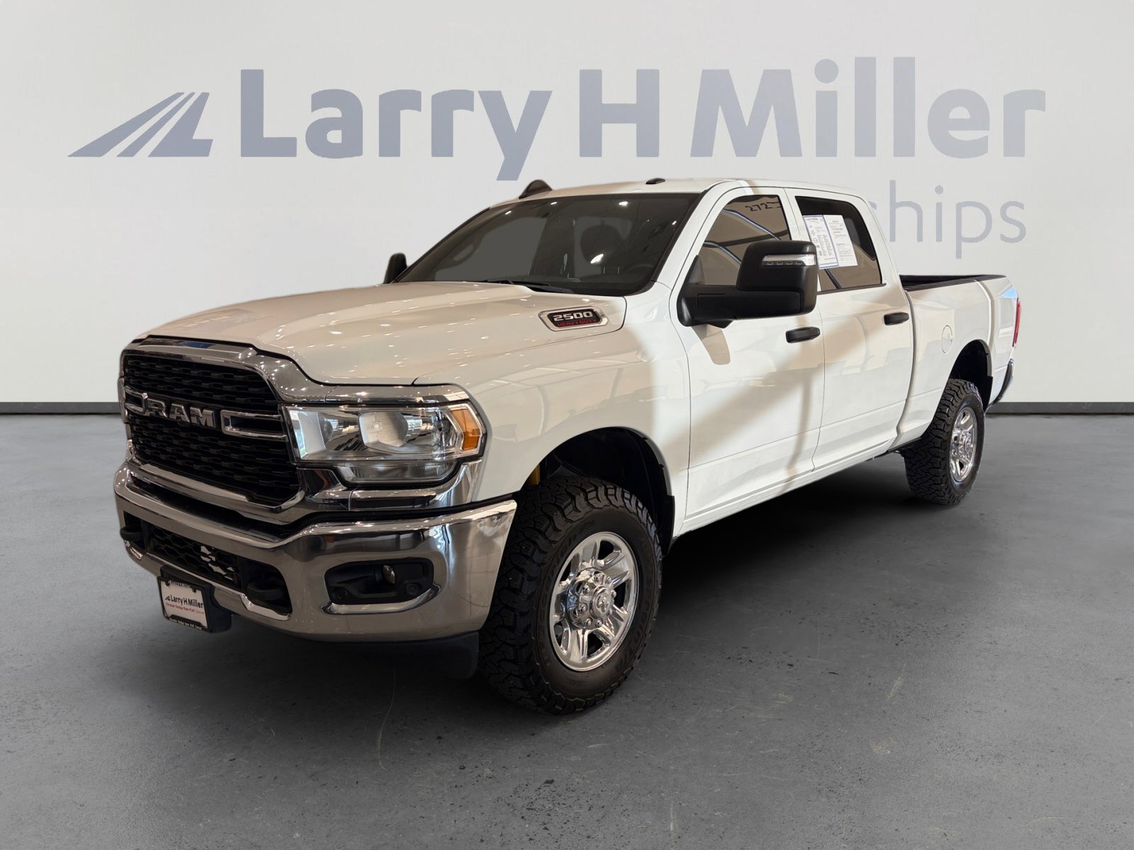 Used 2023 RAM 2500 Tradesman w/ Towing Technology Group AWD/4WD image 1