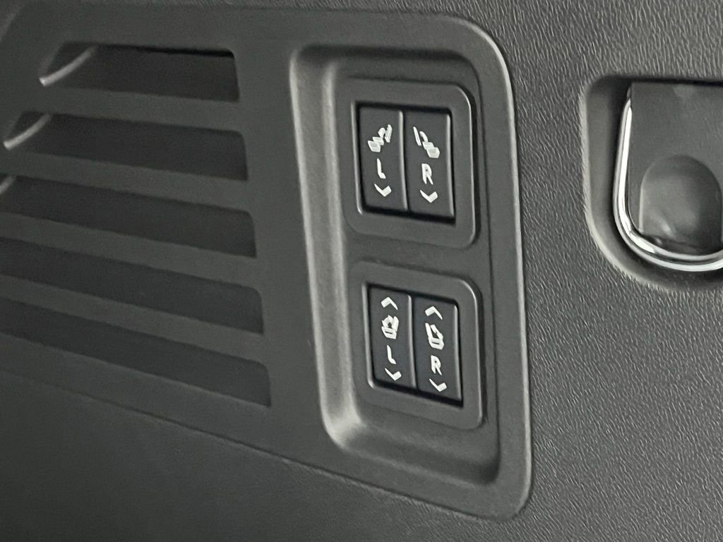 New 2026 Buick Enclave Sport Touring w/ Power Package image 13