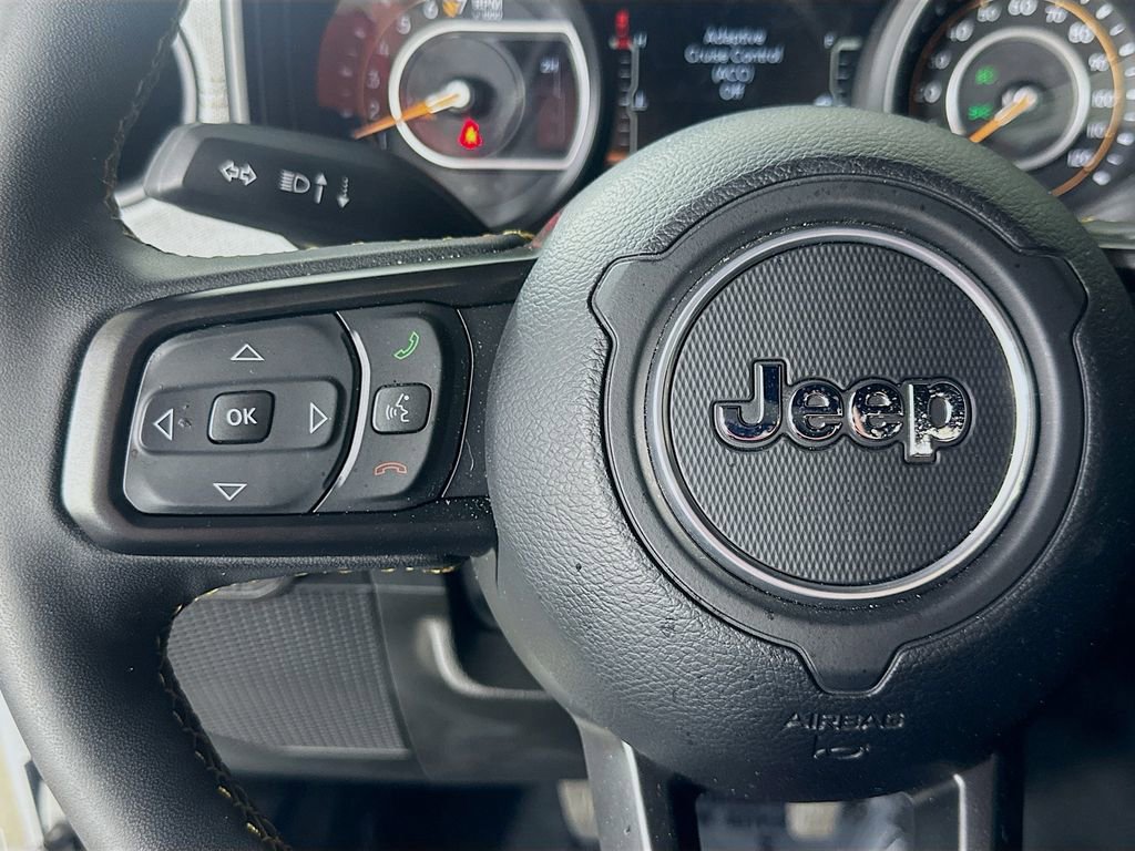 Used 2024 Jeep Gladiator Sport image 22