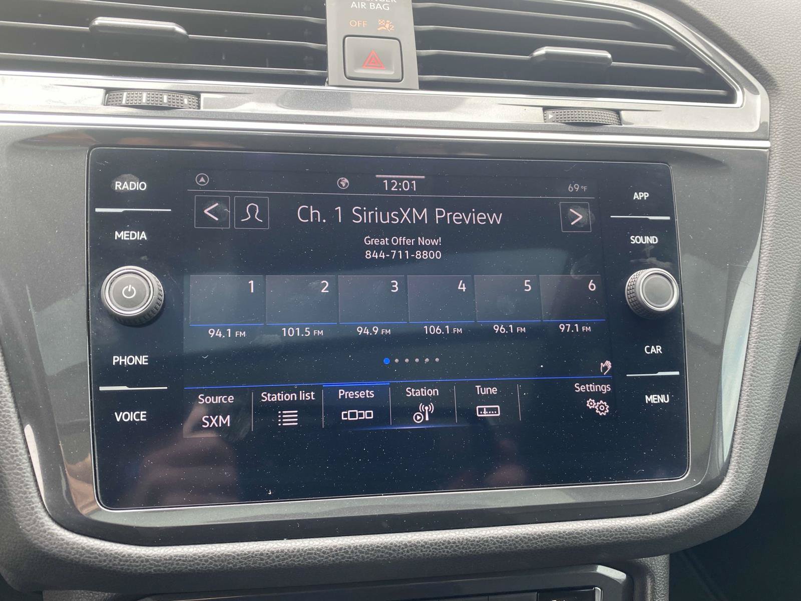 Used 2021 Volkswagen Tiguan S FWD image 19