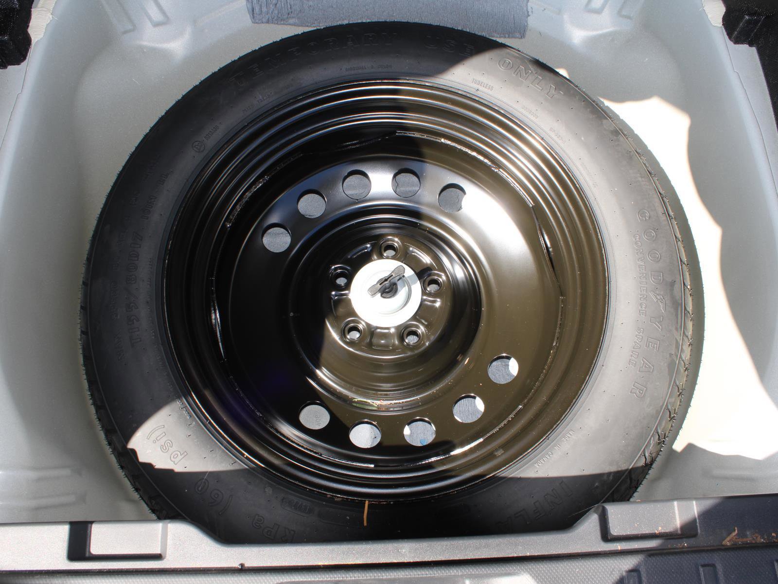 Used 2023 Subaru Outback Limited AWD/4WD image 9