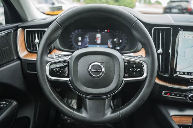 Used 2024 Volvo XC60 B5 Plus w/ Protection Package Premier AWD/4WD image 29