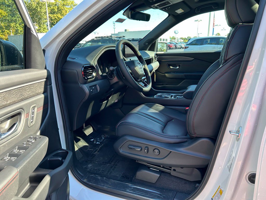 New 2026 Honda Pilot Black Edition image 12