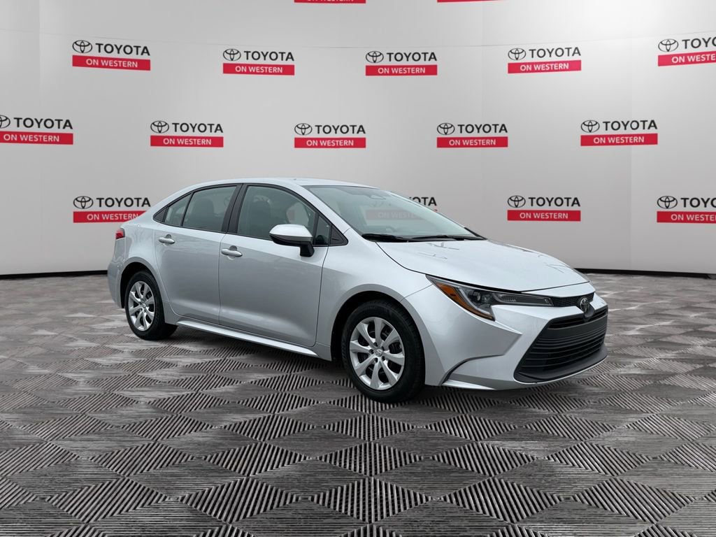 Certified 2024 Toyota Corolla LE image 1