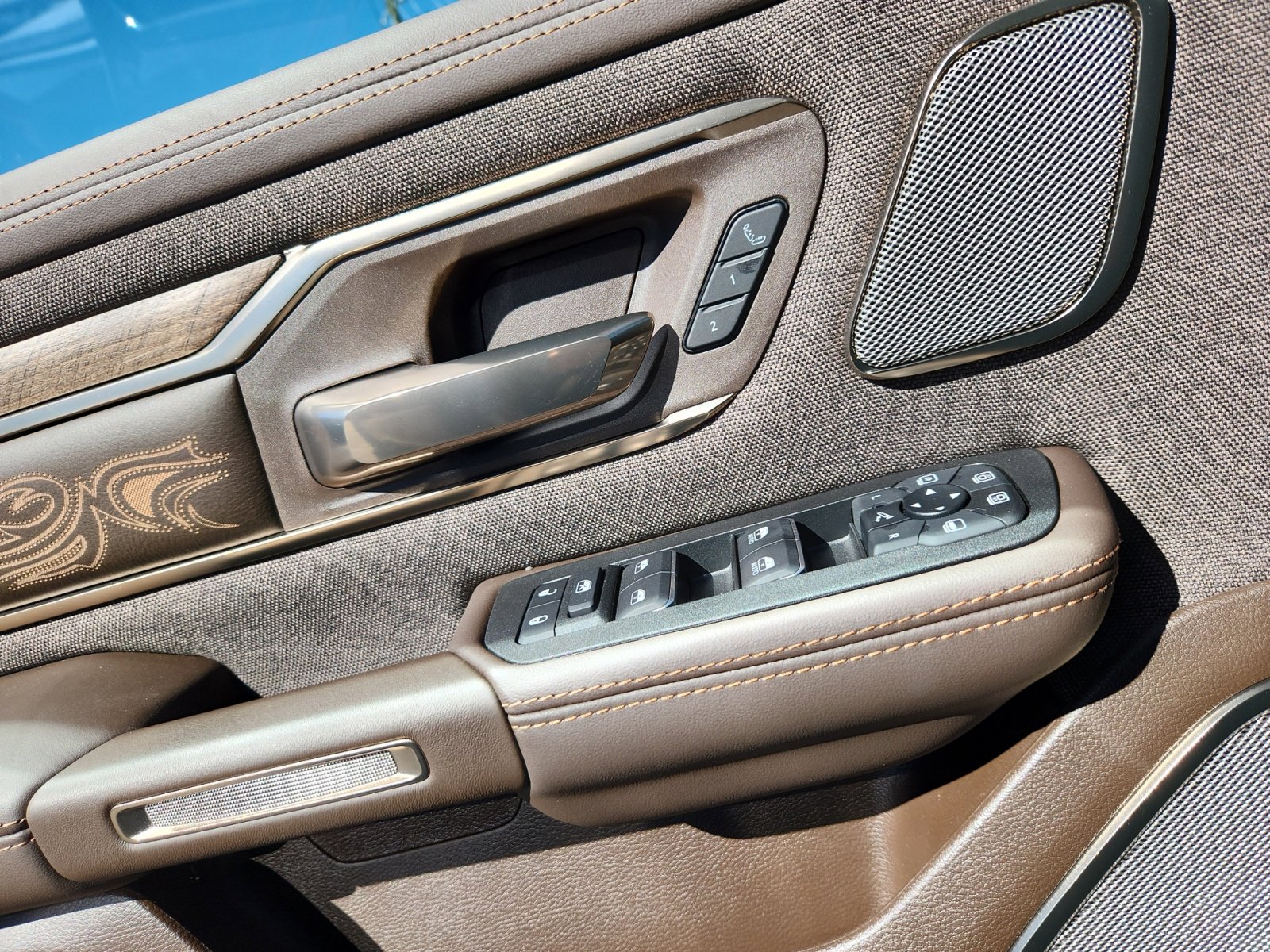 New 2025 RAM 1500 Limited image 16