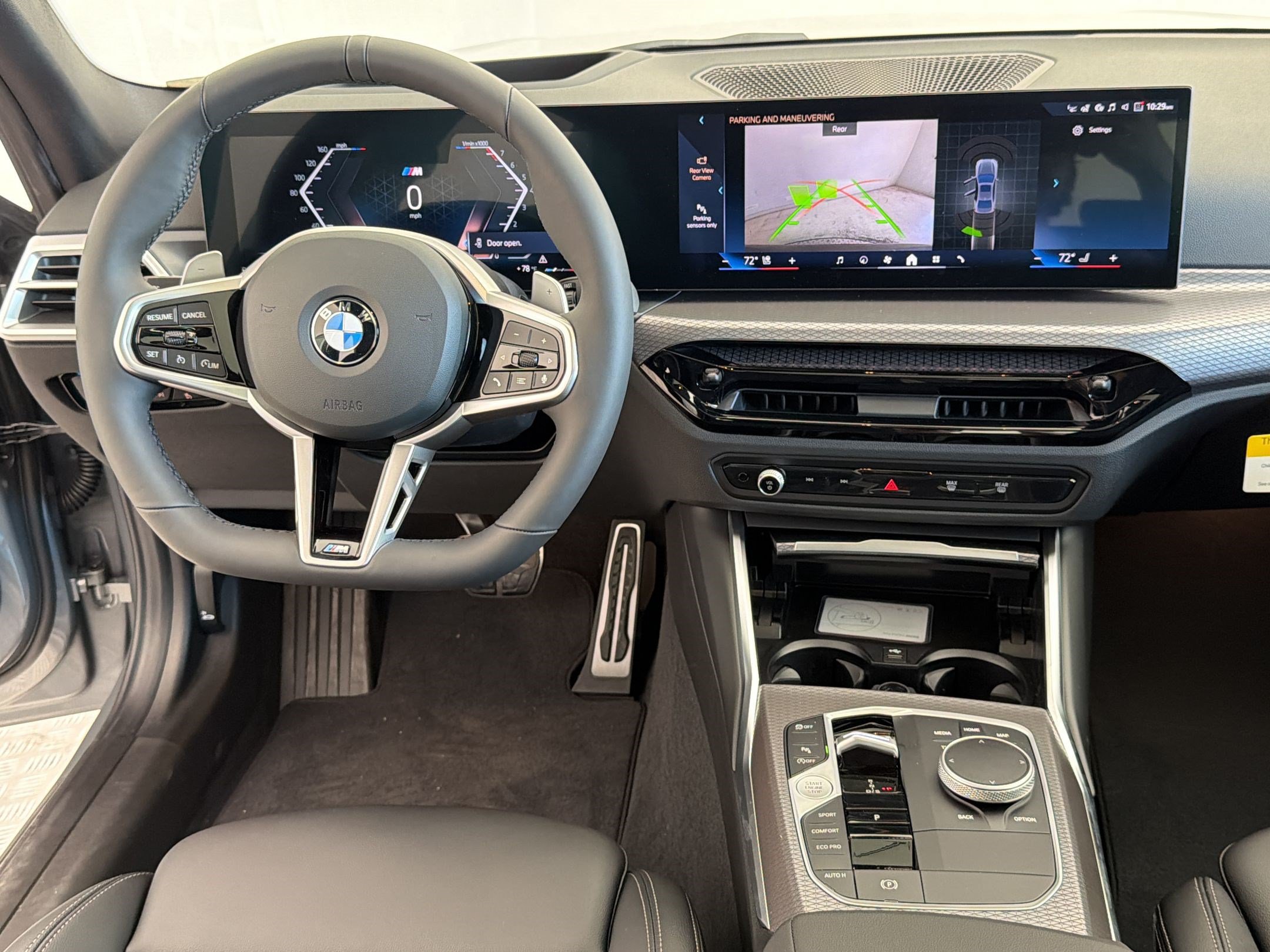 New 2026 BMW 330i xDrive Sedan w/ M Sport Package AWD/4WD image 4