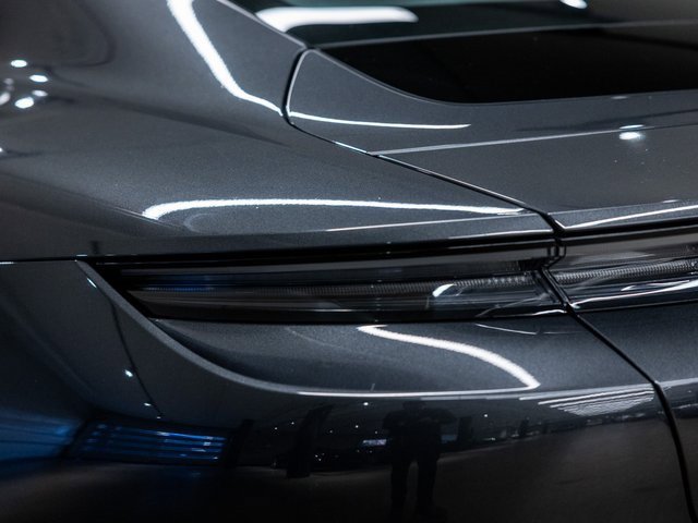 Used 2025 Porsche Cayenne S image 21