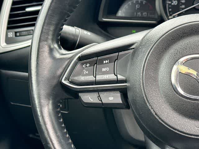 Used 2017 MAZDA MAZDA3 Touring w/ Popular Equipment Package FWD image 9