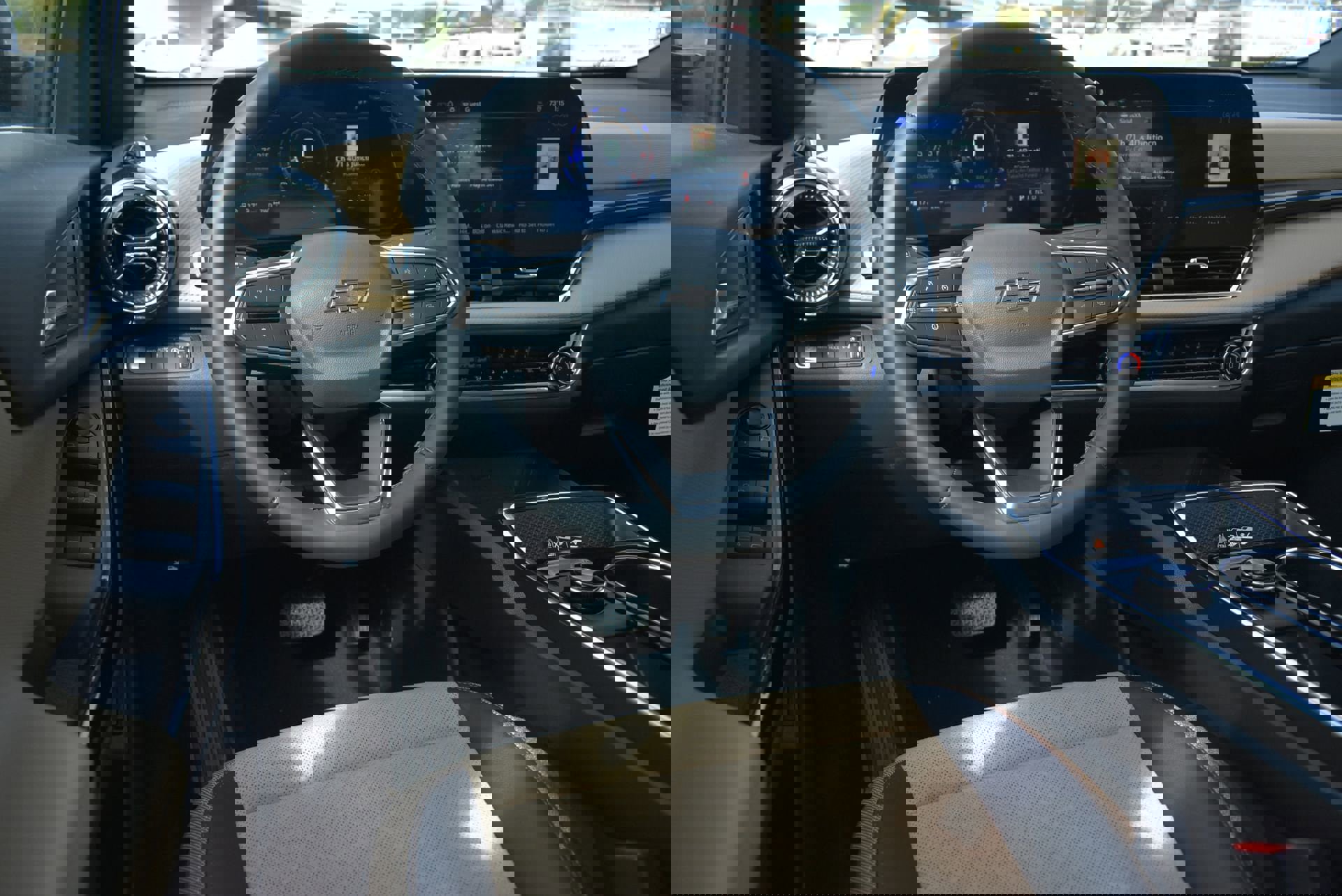 New 2026 Chevrolet Equinox ACTIV image 18