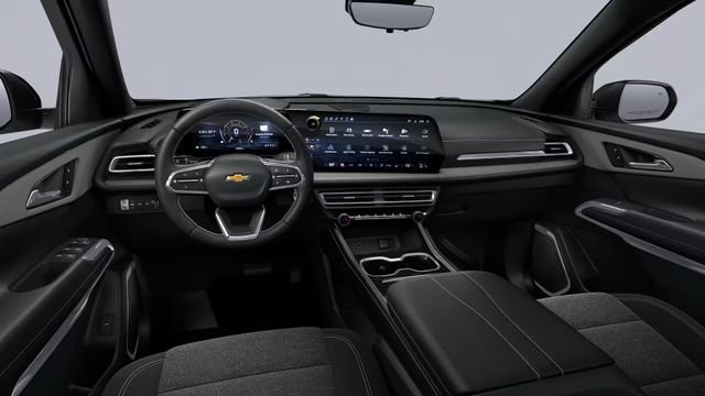New 2026 Chevrolet Traverse LT w/ Driver Confidence Package AWD/4WD image 8