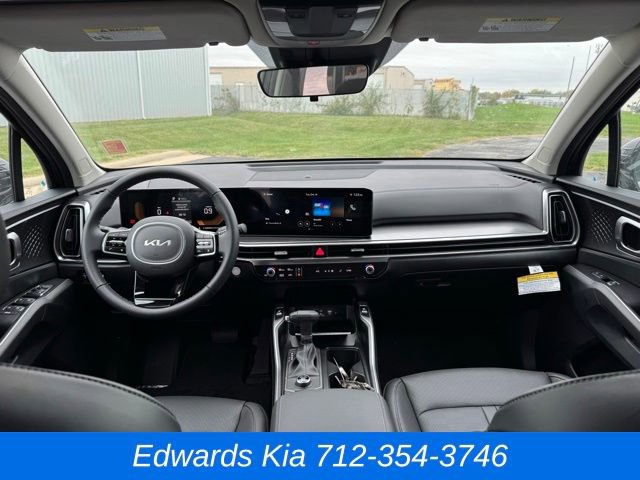 New 2025 Kia Sorento S image 19