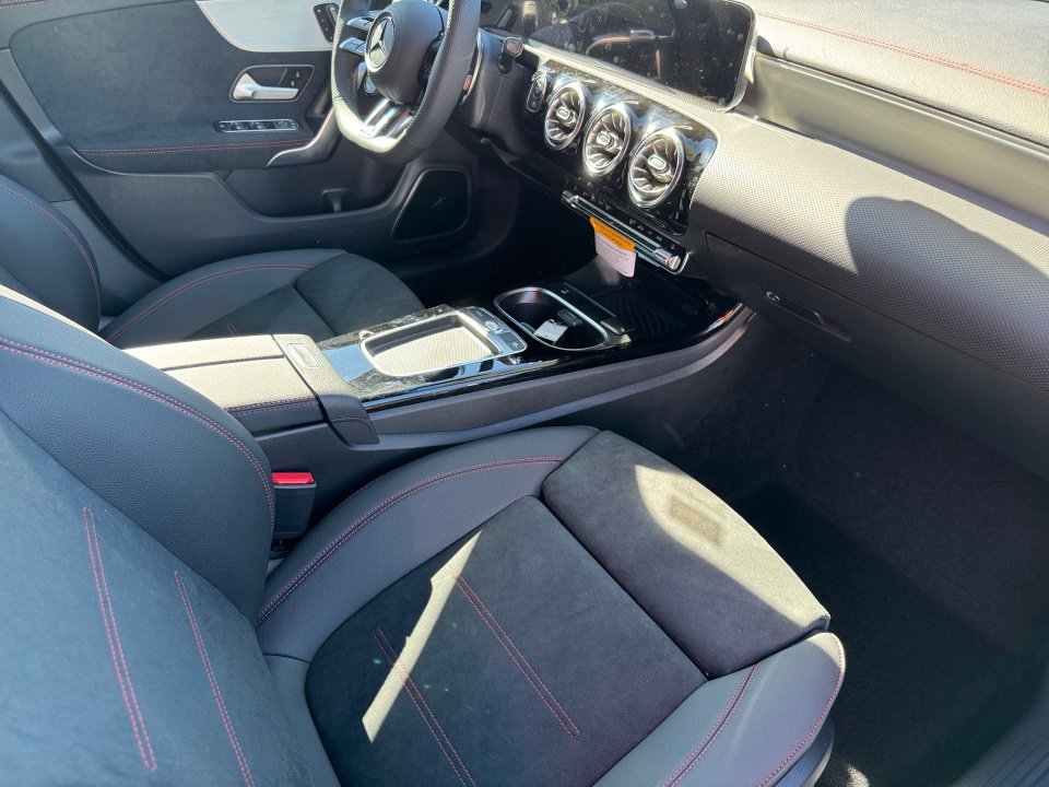 New 2025 Mercedes-Benz CLA 45 AMG 4MATIC image 28