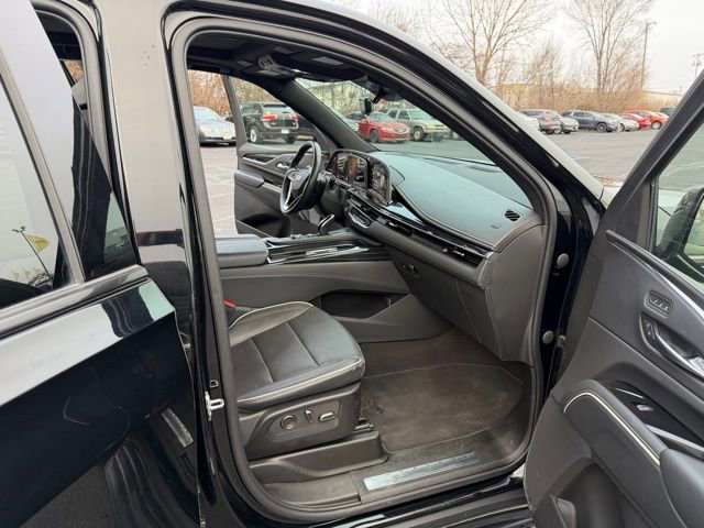 Used 2023 Cadillac Escalade Sport AWD/4WD image 21