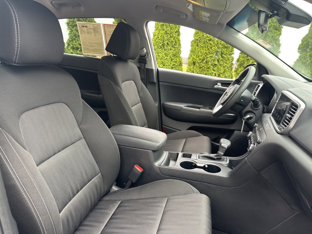 Used 2022 Kia Sportage LX image 32