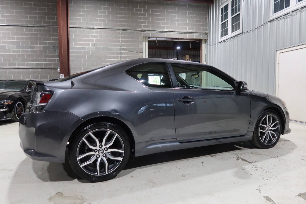 Used 2016 Scion tC FWD image 5