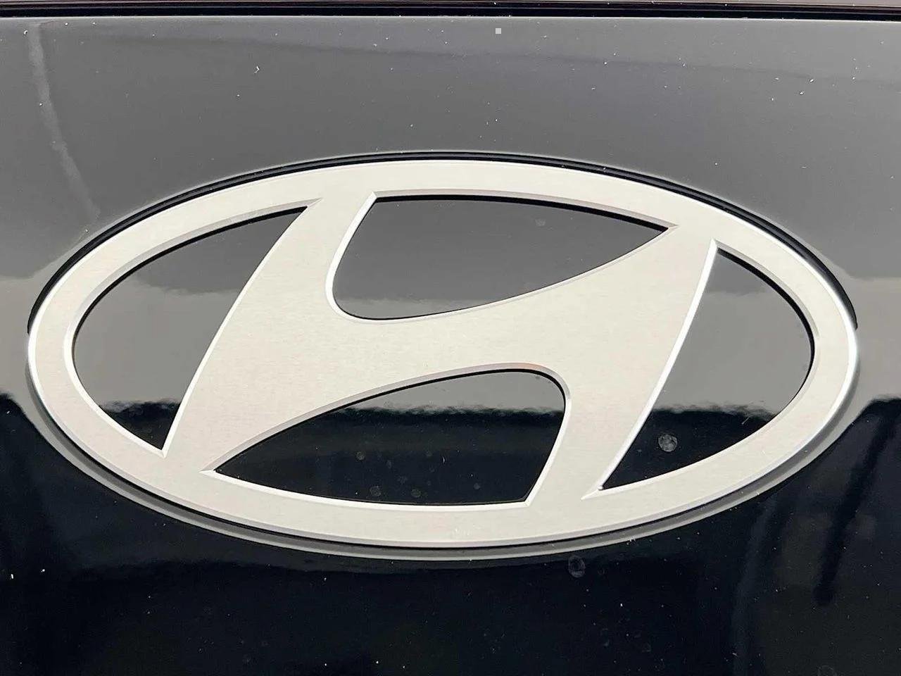 New 2026 Hyundai Kona Limited AWD/4WD image 19