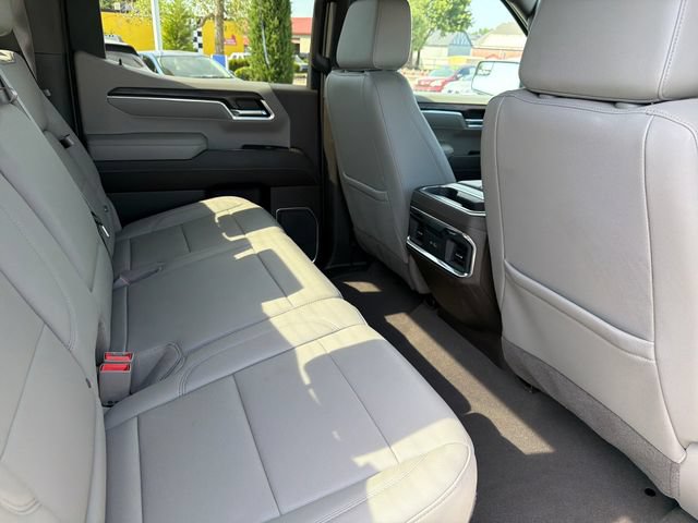 Used 2023 GMC Sierra 1500 SLT w/ SLT Premium Package AWD/4WD image 27