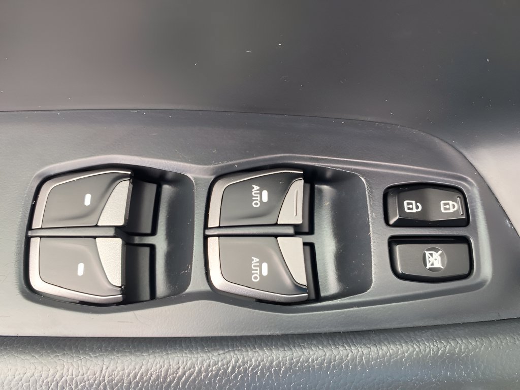 Used 2015 Hyundai Santa Fe Sport FWD image 10