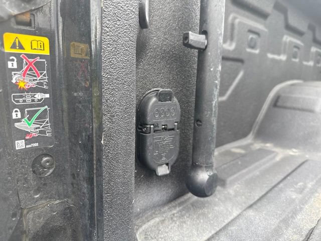 Used 2024 GMC Sierra 2500 AT4X AWD/4WD image 54