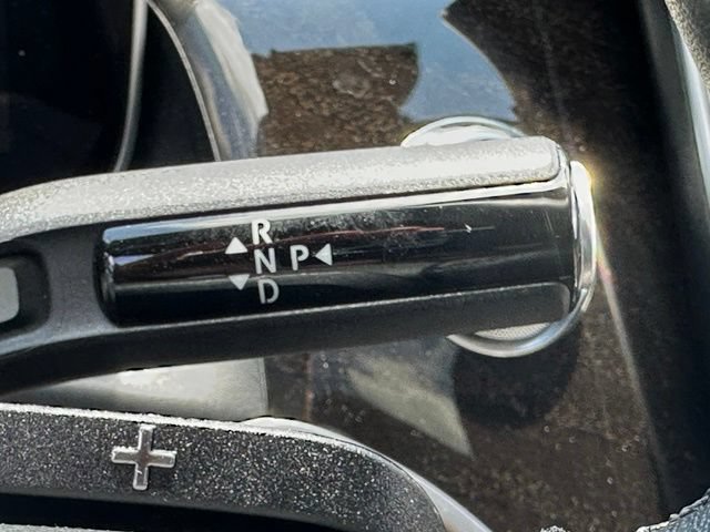 Used 2025 Mercedes-Benz GLC 350e 4MATIC image 18